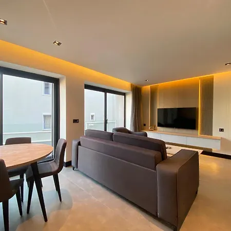 Chic 1-br In Bodrum - Access *