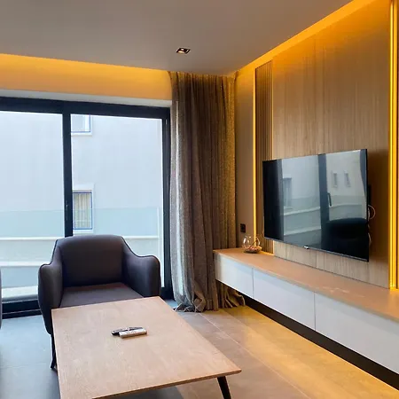 Chic 1-br In Bodrum - Access Apartment *